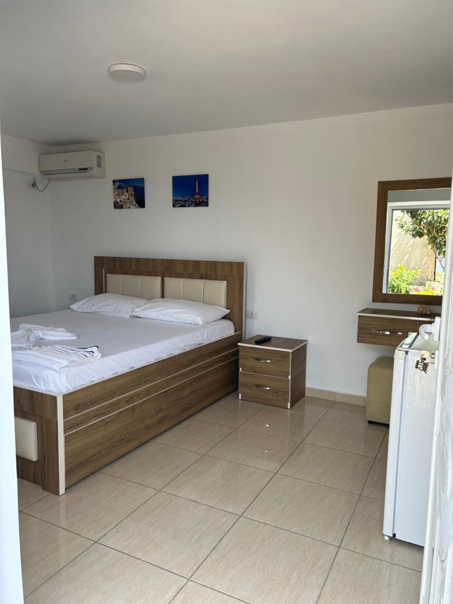 Eri Rooms Sarandë Buitenkant foto