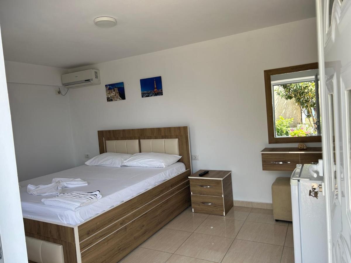 Eri Rooms Sarandë Buitenkant foto