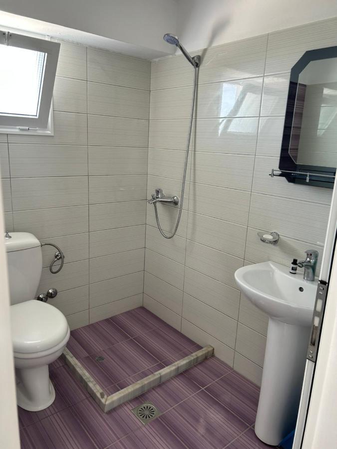 Eri Rooms Sarandë Buitenkant foto