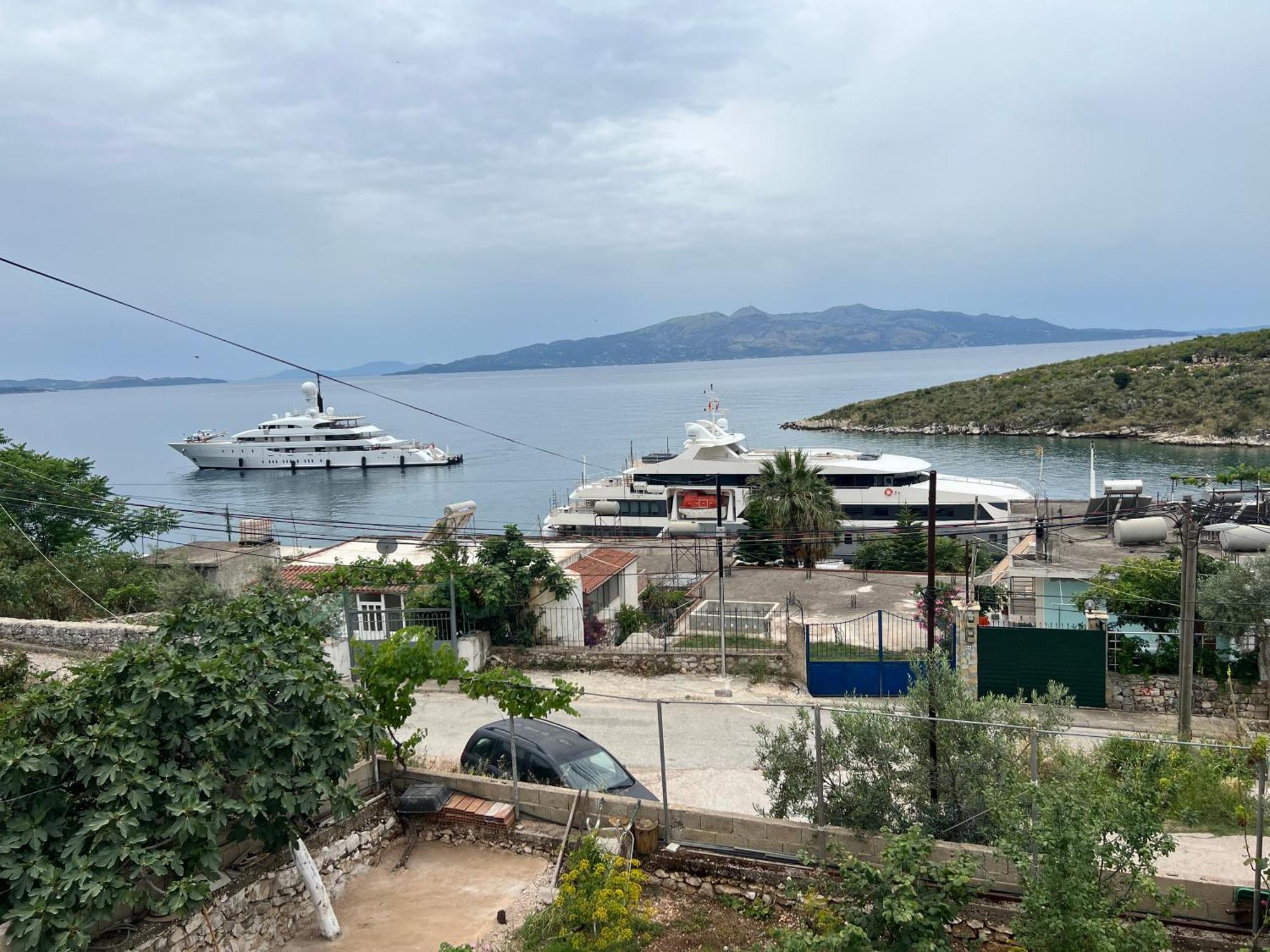 Eri Rooms Sarandë Buitenkant foto
